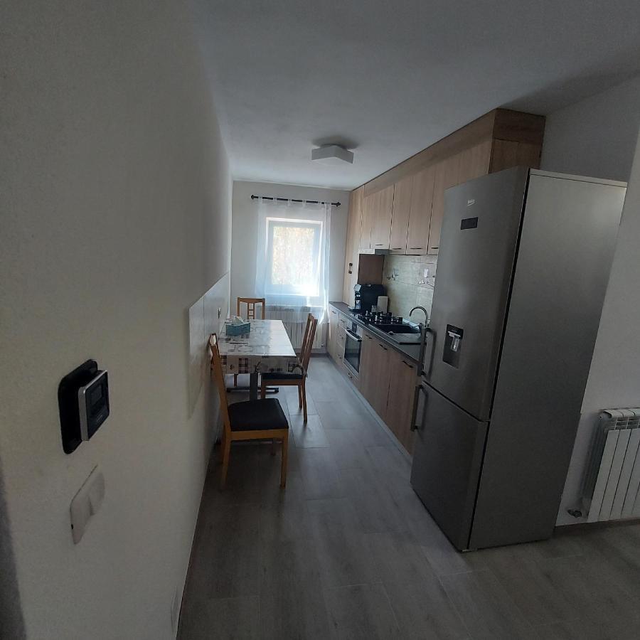 Apartament Antonias ฟาการาช ภายนอก รูปภาพ